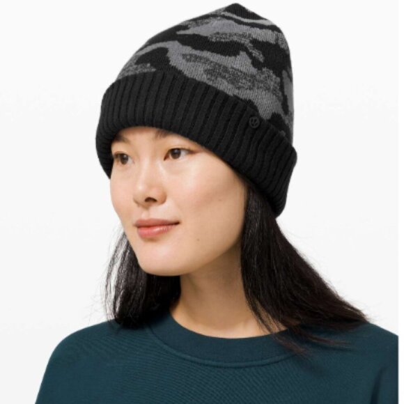 Lululemon Room For Warmth Camo Cashmere Beanie Hat Black/Asphalt One Size main image 5
